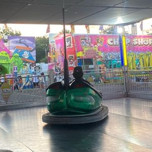 Meet your Posher, Efraim